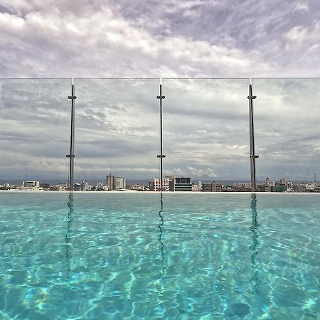 Hotel Courtyard By Marriott Santo Domingo Piantini Exterior foto
