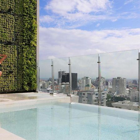 Hotel Courtyard By Marriott Santo Domingo Piantini Exterior foto
