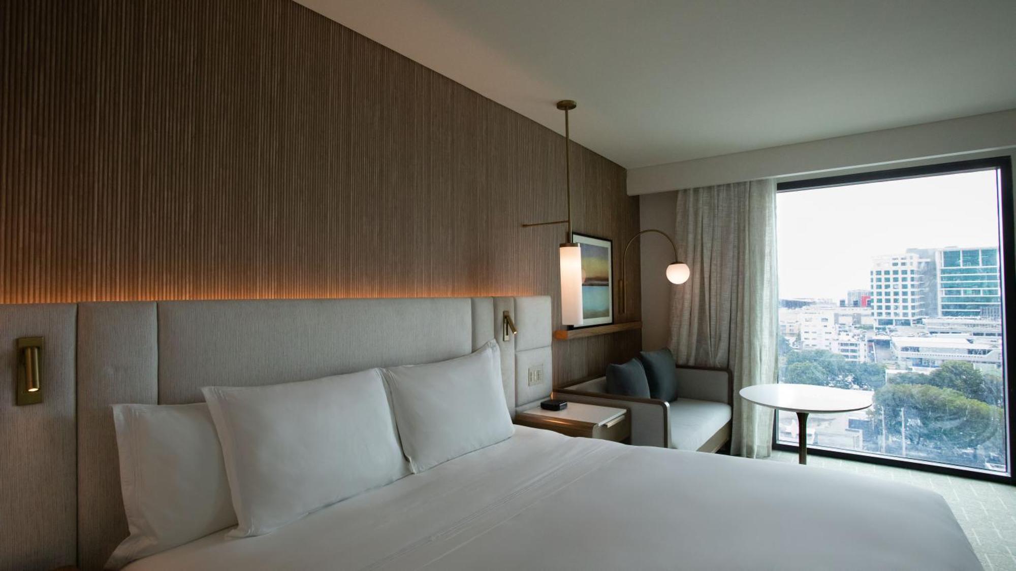 Hotel Courtyard By Marriott Santo Domingo Piantini Exterior foto