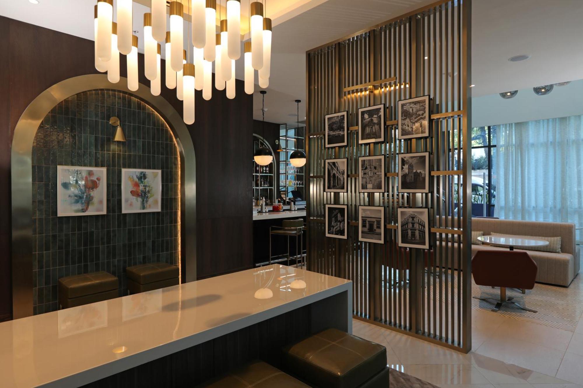 Hotel Courtyard By Marriott Santo Domingo Piantini Exterior foto